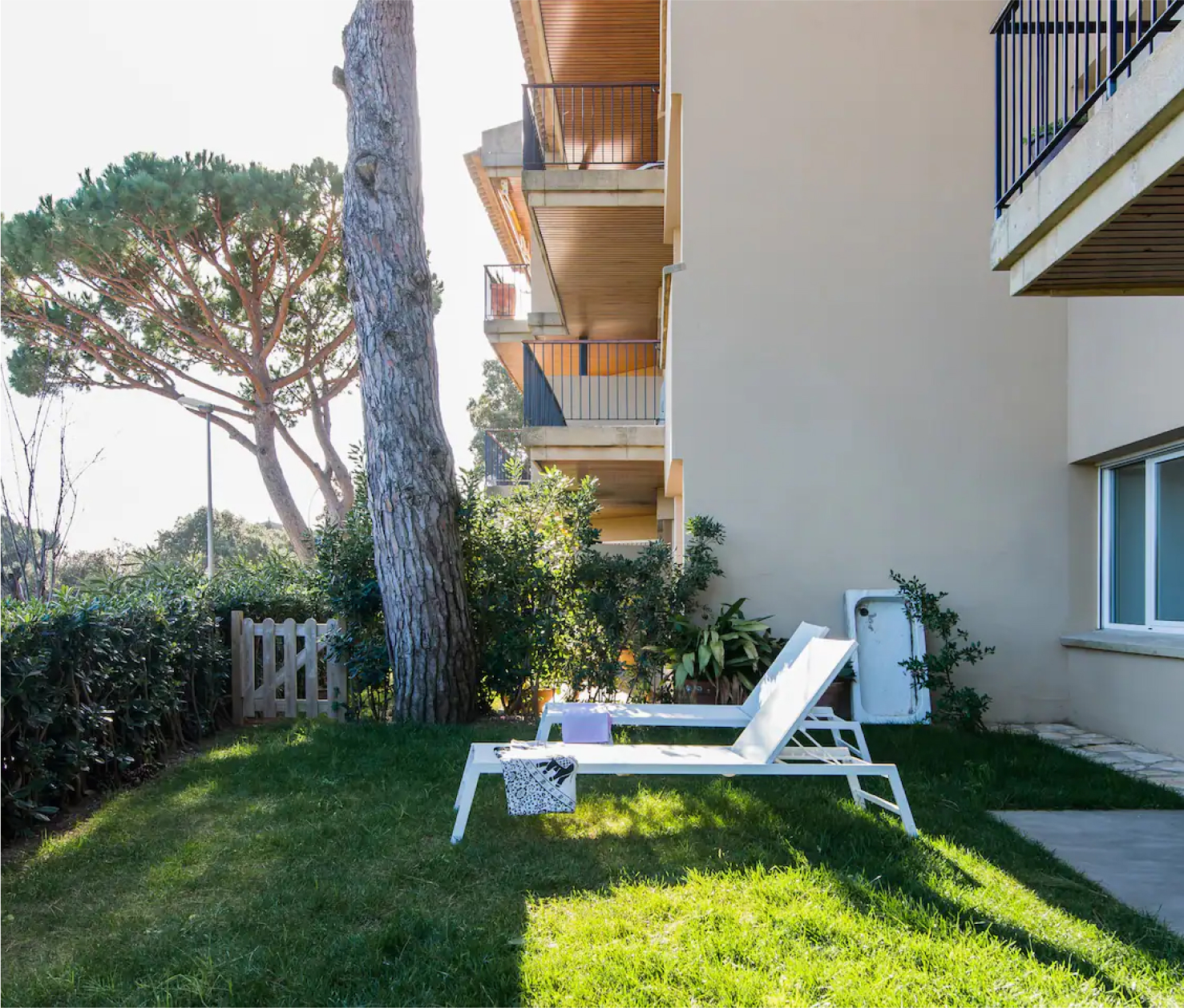 Exterior 1 (3)